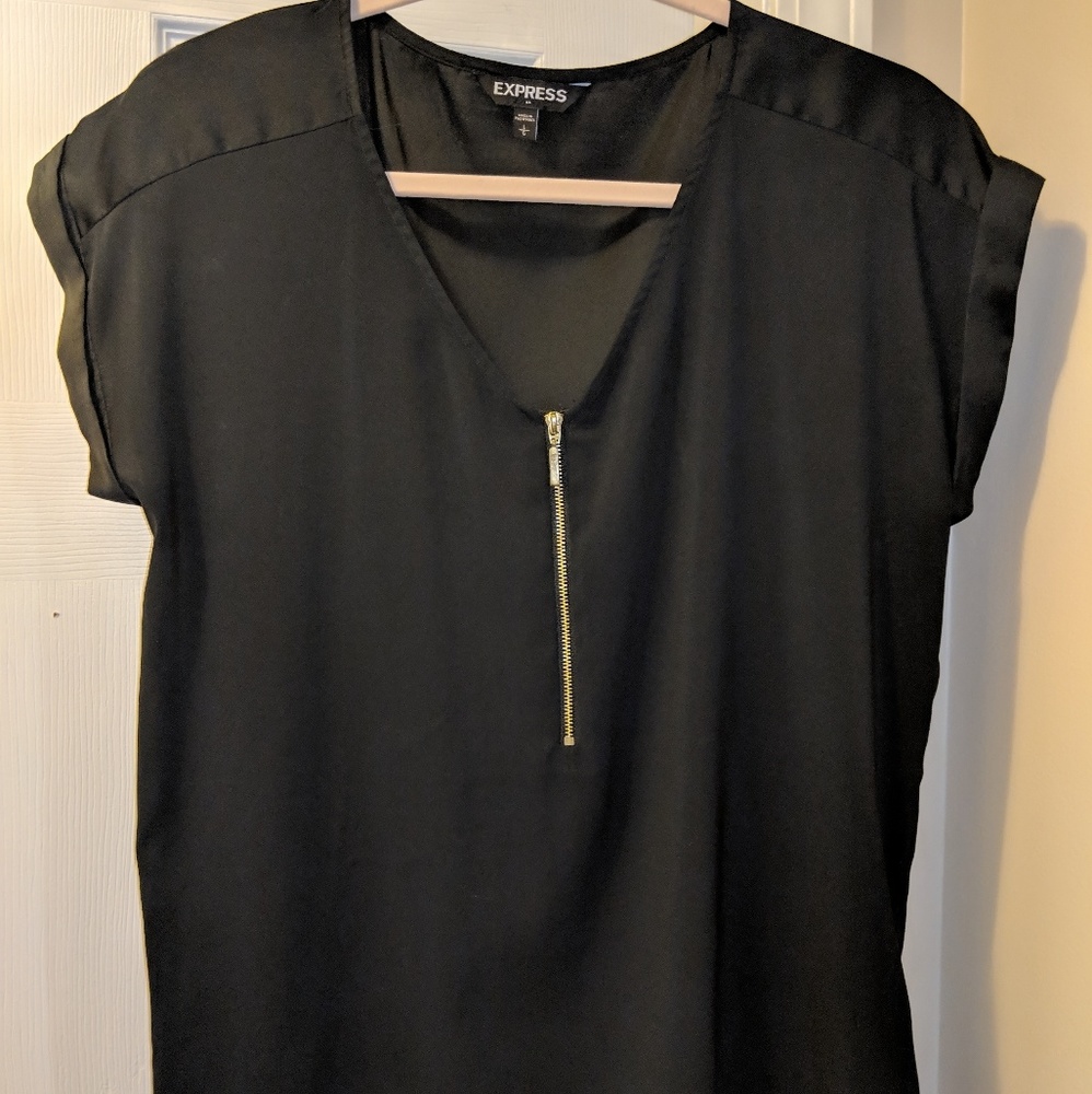 Short sleeved blouse
